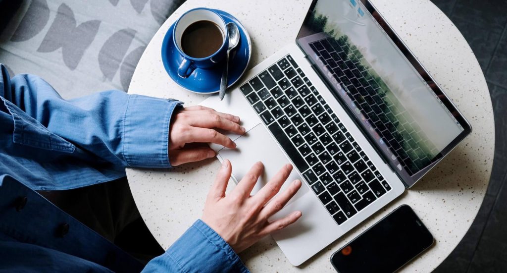 Innovative MR Screen and Control Tech Debuts at CES 2022 3 image of Innovative MR Screen and Control Tech Debuts at CES 2022 - HelloExpress - 3