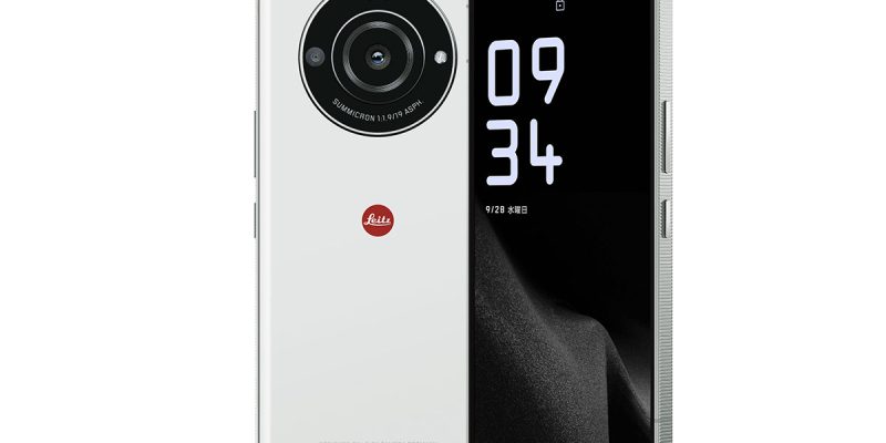 Leica Leitz Phone 2 front and back