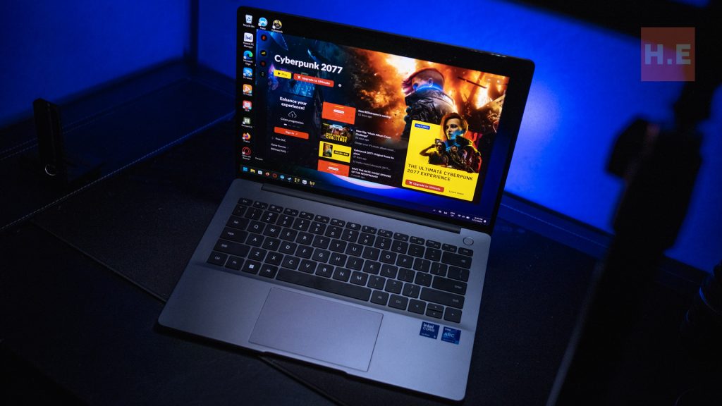 Huawei MateBook 14 displaying a splash screen from a game.