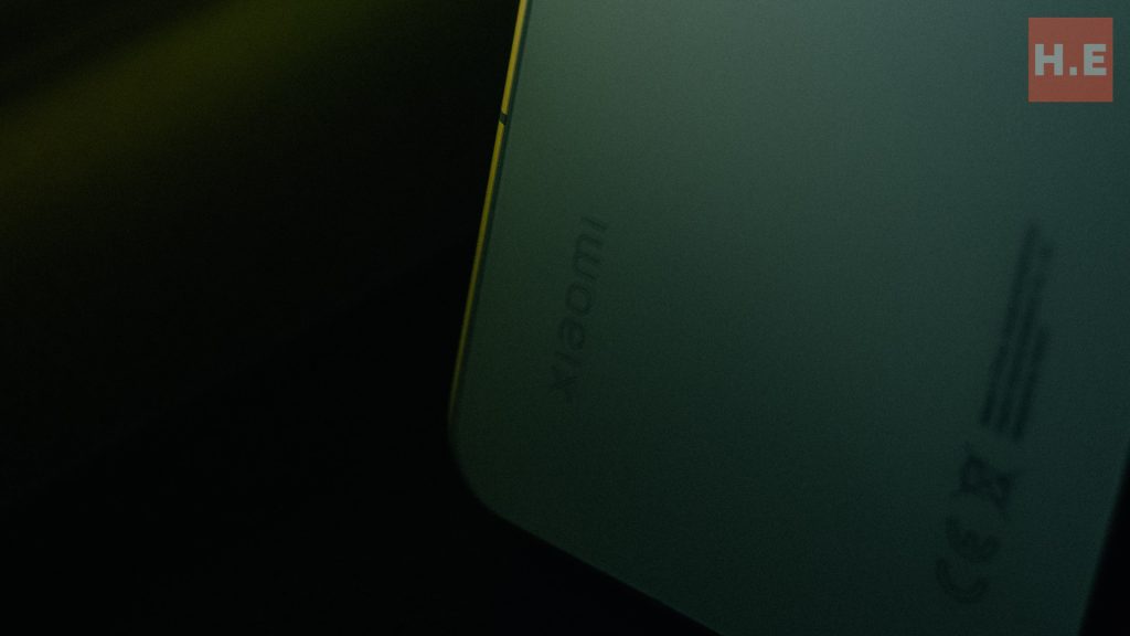 Xiaomi 15 Review: The Perfect Small Phone 3 image of Xiaomi 15 Review: The Perfect Small Phone - HelloExpress - 3