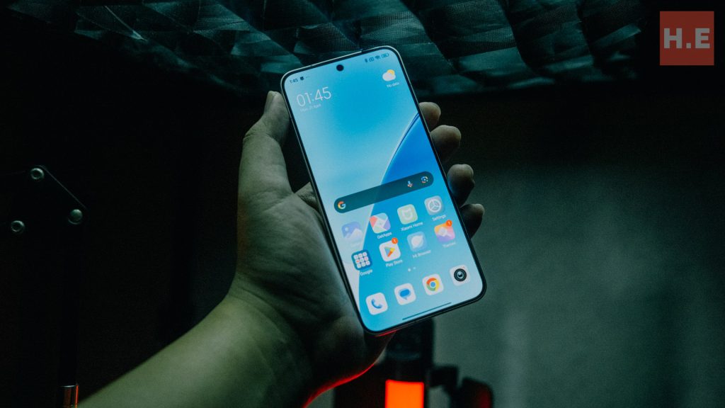 Xiaomi 15 Review: The Perfect Small Phone 17 image of Xiaomi 15 Review: The Perfect Small Phone - HelloExpress - 17