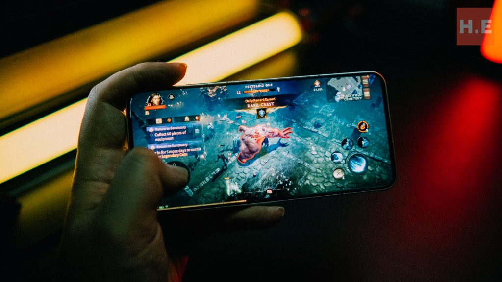 Xiaomi 15 Review: The Perfect Small Phone 22 image of Xiaomi 15 Review: The Perfect Small Phone - HelloExpress - 22