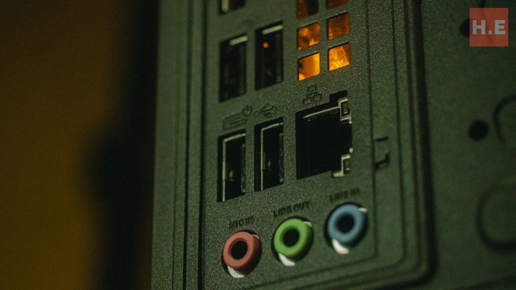 ASUS TUF Gaming T500 (2025) Mini Tower Gaming PC Review 26 image of ASUS TUF Gaming T500 (2025) Mini Tower Gaming PC Review - HelloExpress - 26