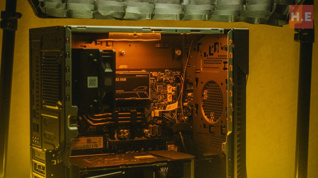 ASUS TUF Gaming T500 (2025) Mini Tower Gaming PC Review 41 image of ASUS TUF Gaming T500 (2025) Mini Tower Gaming PC Review - HelloExpress - 41