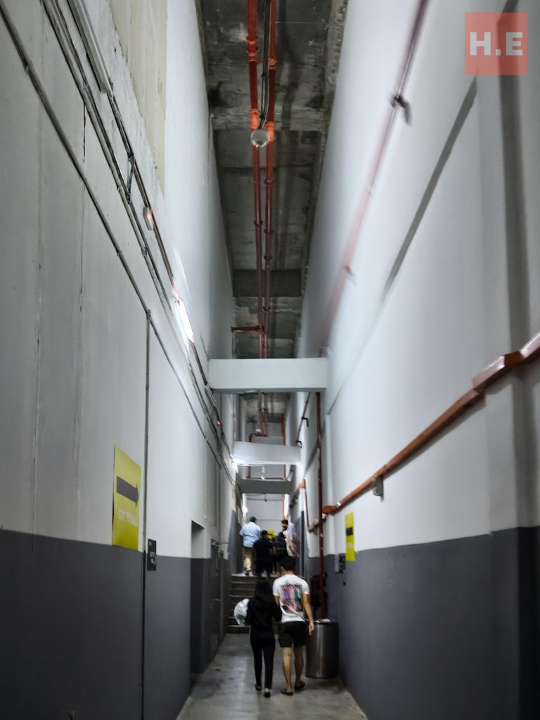 image of Oppo Reno 14F Review - HelloExpress - 14