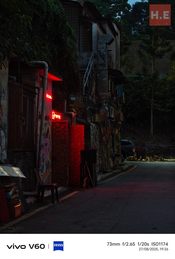 image of vivo V60 Review: A Mid-Range Masterpiece? - HelloExpress - 18