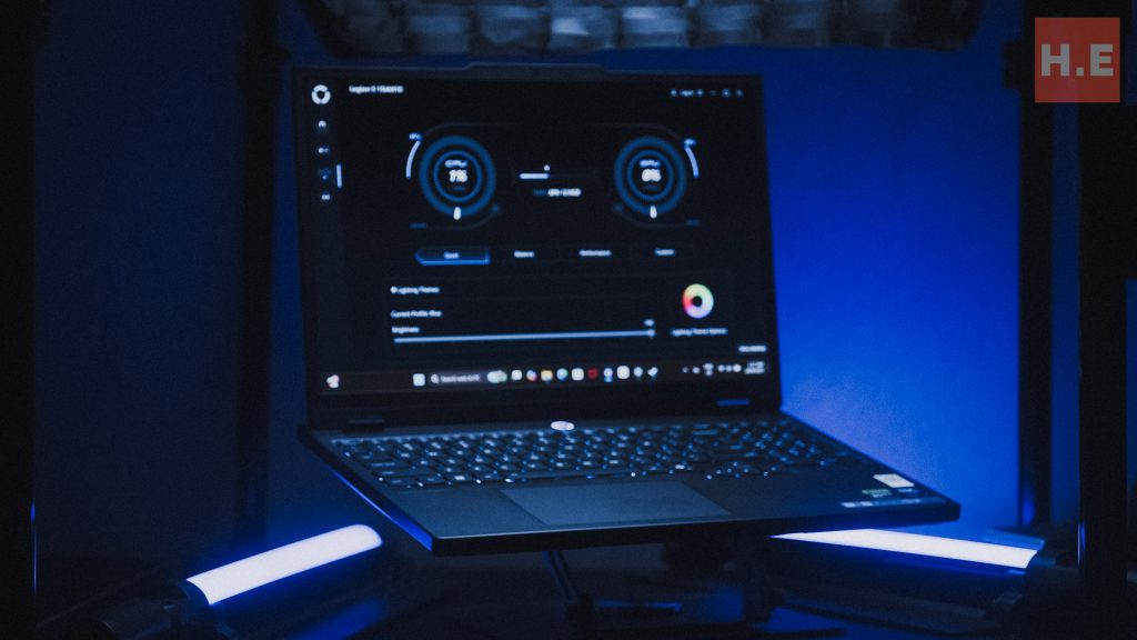 Lenovo Legion 5i Gaming Laptop Review 3 image of Lenovo Legion 5i Gaming Laptop Review - HelloExpress - 3