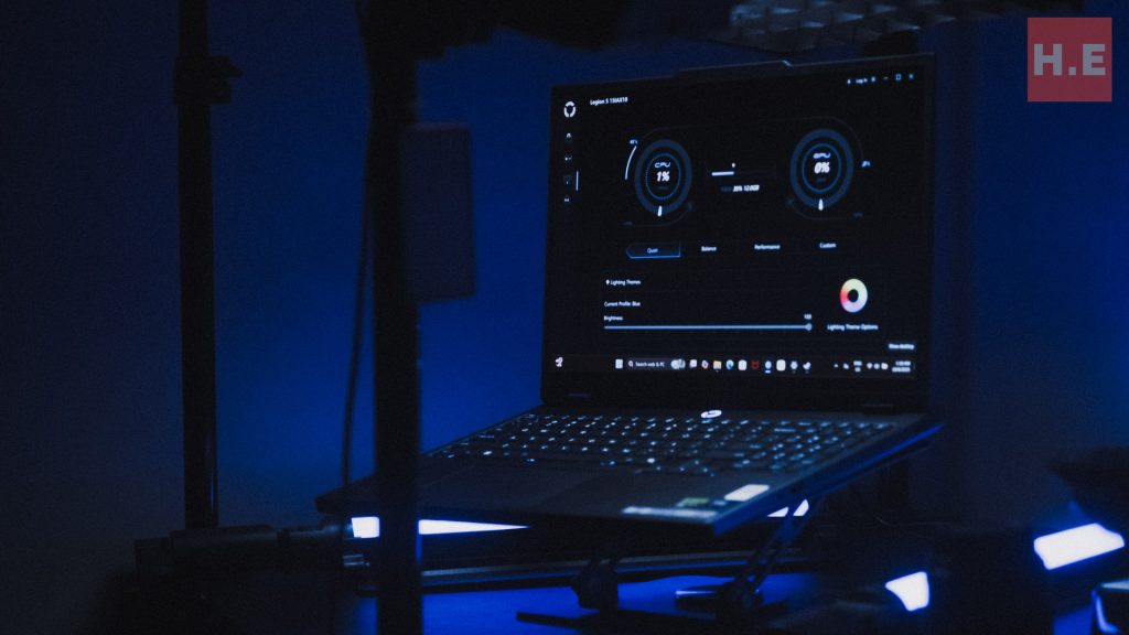 Lenovo Legion 5i Gaming Laptop Review 4 image of Lenovo Legion 5i Gaming Laptop Review - HelloExpress - 4