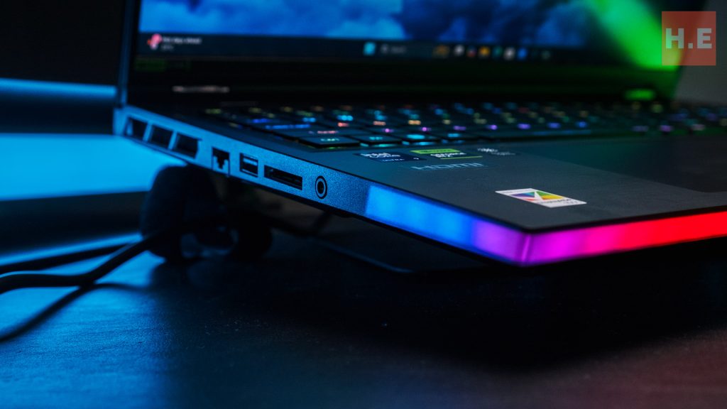 Predator Helios 18 AI Review 19 image of Predator Helios 18 AI Review - HelloExpress - 19