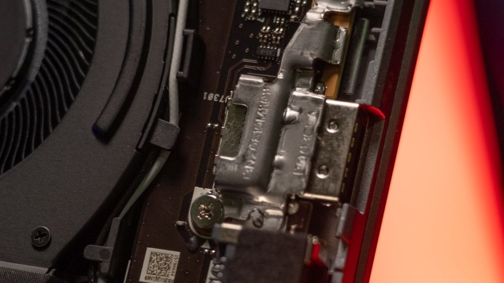 ASUS ExpertBook P1 Review Refreshed: User-repairability +5 19 image of ASUS ExpertBook P1 Review Refreshed: User-repairability +5 - HelloExpress - 19