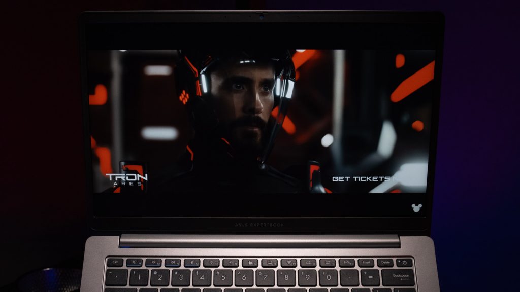 ASUS ExpertBook P1 Review Refreshed: User-repairability +5 9 image of ASUS ExpertBook P1 Review Refreshed: User-repairability +5 - HelloExpress - 9