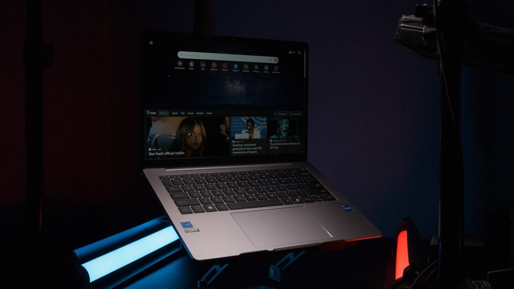 ASUS ExpertBook P3 P3405 CVA Review: The Executive Workhorse 27 image of ASUS ExpertBook P3 P3405 CVA Review: The Executive Workhorse - HelloExpress - 27