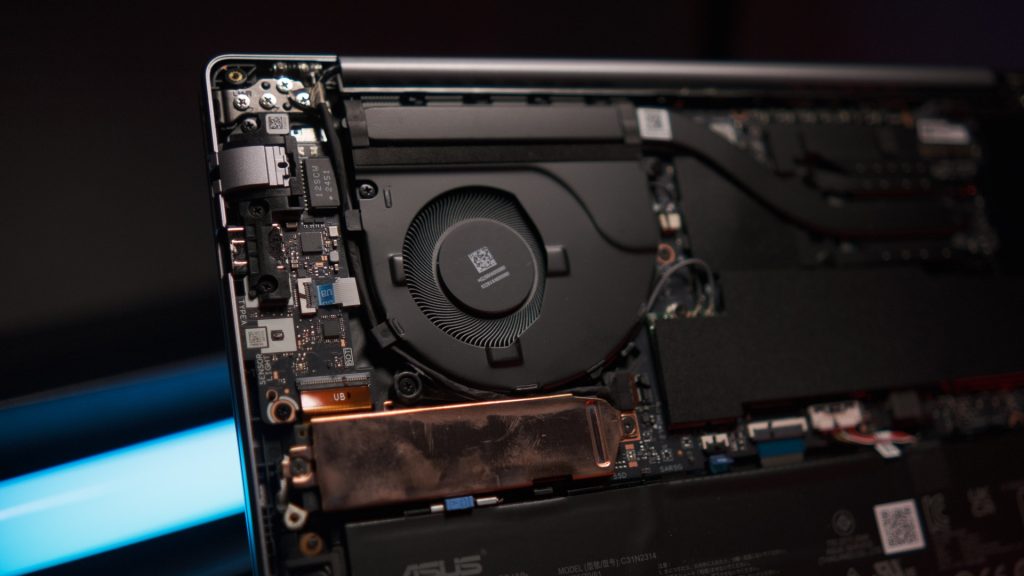 ASUS ExpertBook P3 P3405 CVA Review: The Executive Workhorse 20 image of ASUS ExpertBook P3 P3405 CVA Review: The Executive Workhorse - HelloExpress - 20