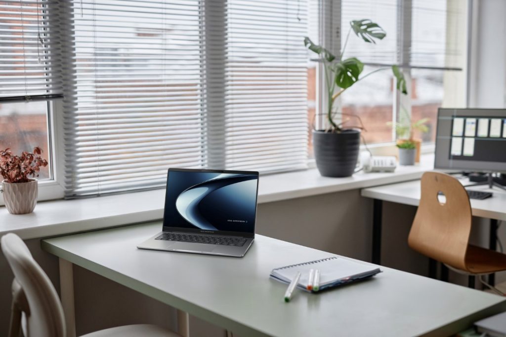 ASUS ExpertBook PM3 and ExpertCenter P500SV Arrive in Malaysia, Redefining Business Reliability with AI and Unmatched Durability 3 image of ASUS ExpertBook PM3 and ExpertCenter P500SV Arrive in Malaysia, Redefining Business Reliability with AI and Unmatched Durability - HelloExpress - 3