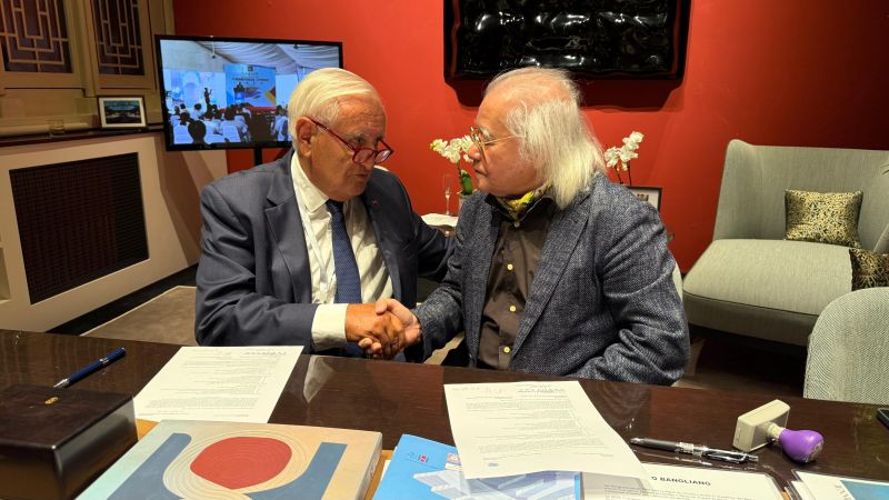 image of Art as a Diplomatic Force: Malaysia's LXX Gallery Partners with Leaders for Peace on Global Initiative - HelloExpress - 2