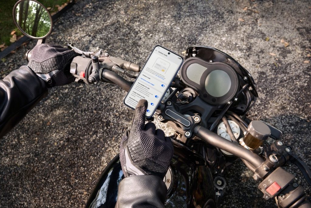 OPPO A6 Pro 5G Launched in Malaysia: Unmatched Durability Meets Flagship Performance at RM1,199 6 image of OPPO A6 Pro 5G Launched in Malaysia: Unmatched Durability Meets Flagship Performance at RM1,199 - HelloExpress - 6