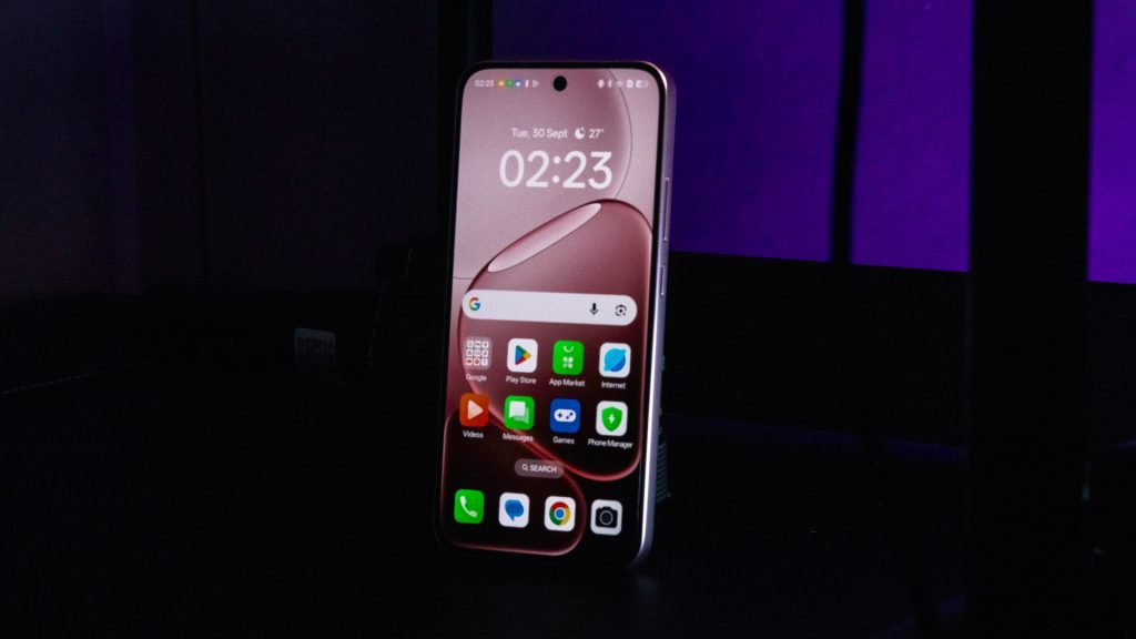 OPPO A6 Pro 5G Review: Durability & Beauty 12 image of OPPO A6 Pro 5G Review: Durability & Beauty - HelloExpress - 12