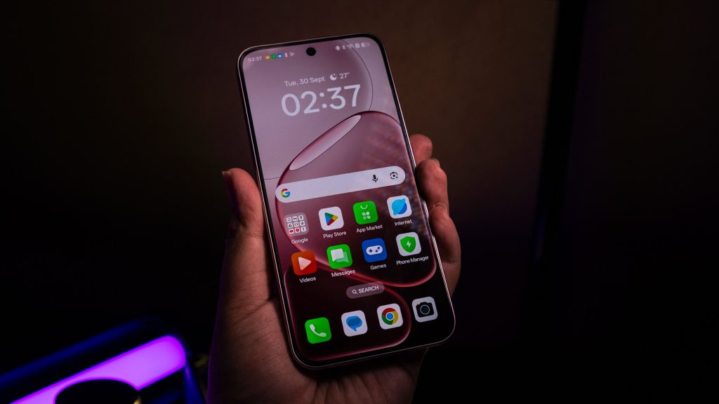 OPPO A6 Pro 5G Review: Durability & Beauty 4 image of OPPO A6 Pro 5G Review: Durability & Beauty - HelloExpress - 4
