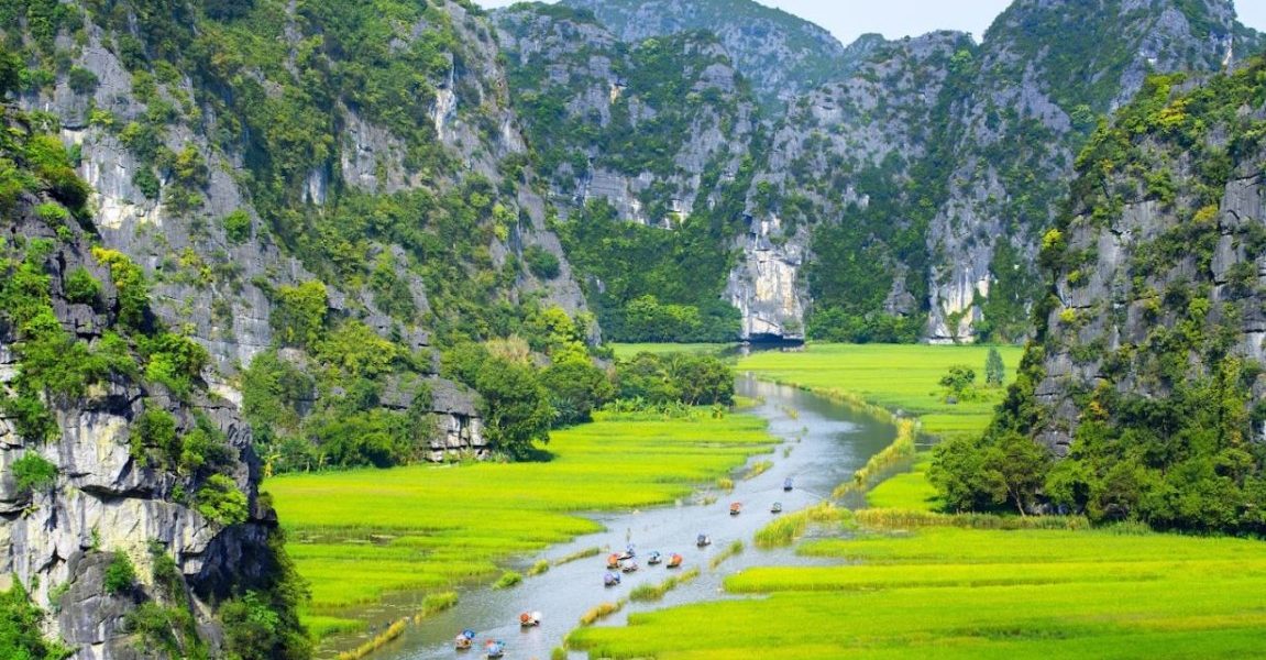 image of Vietjet Launches Blockbuster 'Super Sale' Offering Up to 50% Off Flights for Malaysian Travellers ✈️ - HelloExpress - 5