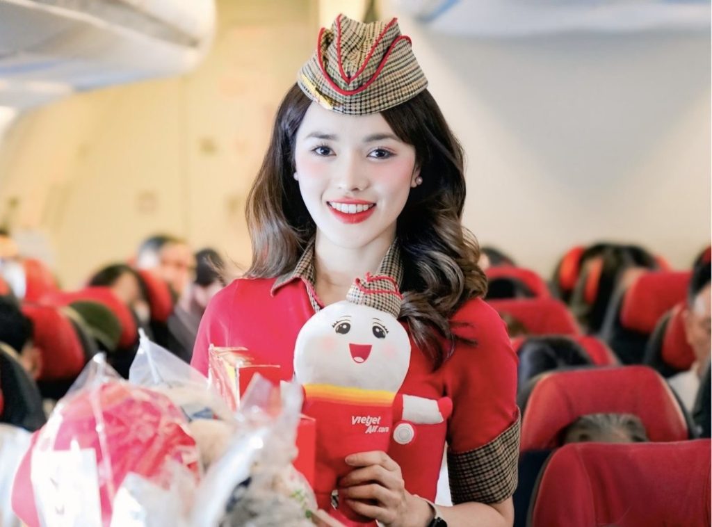 Vietjet Launches Blockbuster 'Super Sale' Offering Up to 50% Off Flights for Malaysian Travellers ✈️ 1 image of Vietjet Launches Blockbuster 'Super Sale' Offering Up to 50% Off Flights for Malaysian Travellers ✈️ - HelloExpress - 1