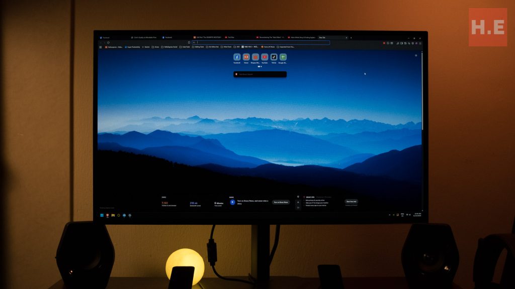 image of The GIGABYTE MO27Q28G OLED Monitor Review - HelloExpress - 12