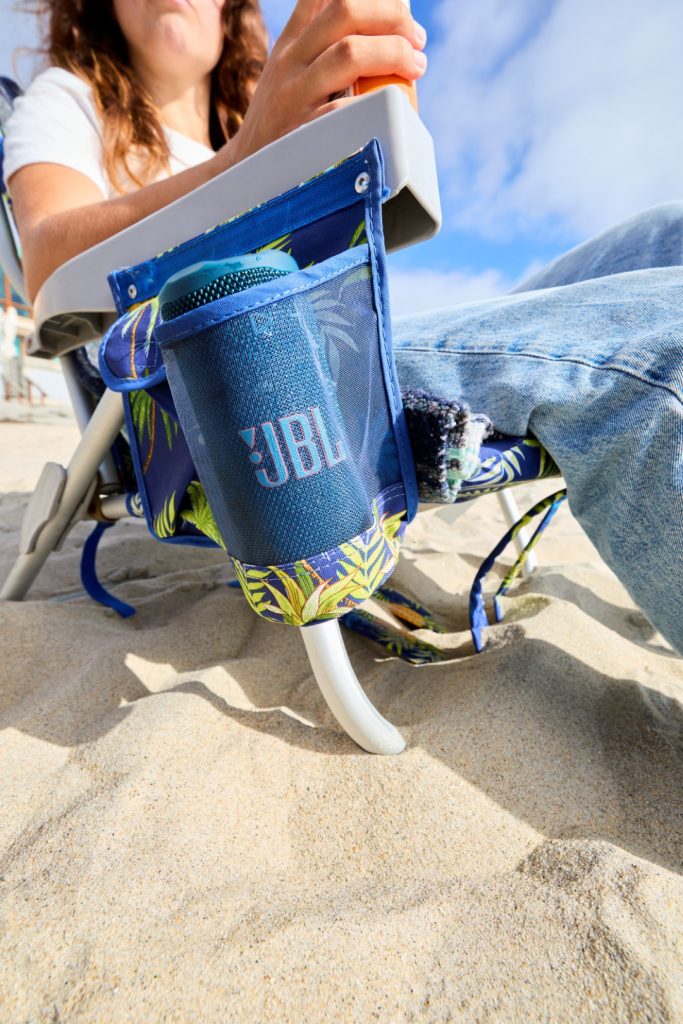 JBL Grip Unveiled in Malaysia: Ultra-Portable Speaker with IP68 Durability and AI Sound Boost 7 image of JBL Grip Unveiled in Malaysia: Ultra-Portable Speaker with IP68 Durability and AI Sound Boost - HelloExpress - 7