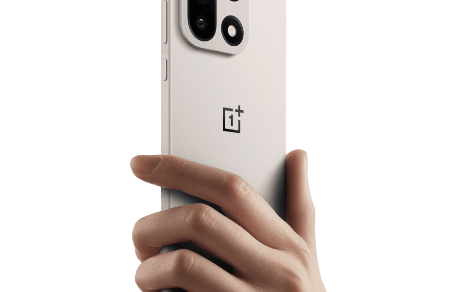 image of OnePlus 15 Launched: Setting a New Standard for Ultimate Performance, AI, and Endurance in Flagship Smartphones - HelloExpress - 6