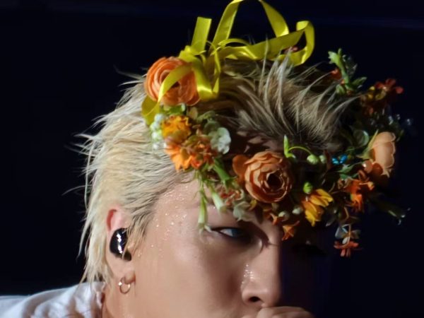 image of vivo X300 Series Blind Pre-Orders Skyrocket in Malaysia, Hailed as 2025's "Ultimate Concert Phone" - HelloExpress - 2