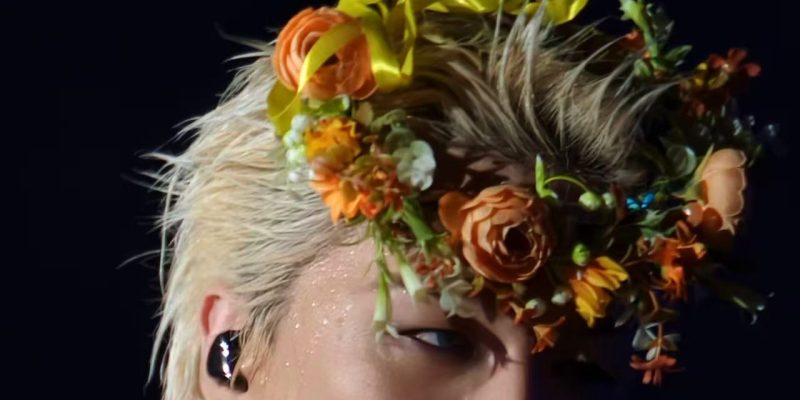 image of vivo X300 Series Blind Pre-Orders Skyrocket in Malaysia, Hailed as 2025's "Ultimate Concert Phone" - HelloExpress - 1