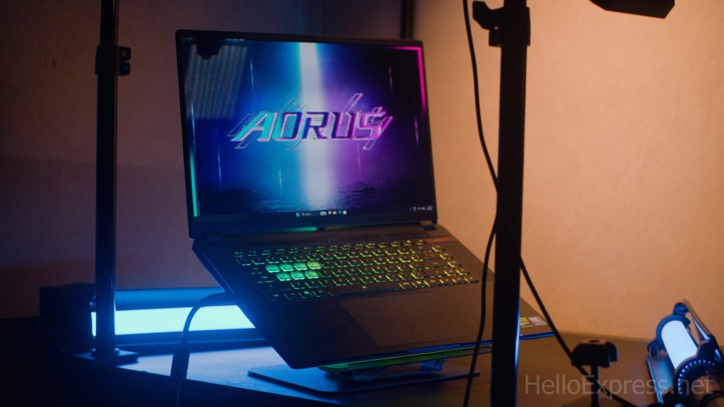 image of The Flagship: The GIGABYTE Aorus Master 16 Laptop Review - HelloExpress - 9