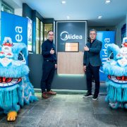 Midea Sets Malaysia Book of Records Milestone with Simultaneous Launch of 18 Brand Stores and SMART MASTER Series 8 image of Midea Sets Malaysia Book of Records Milestone with Simultaneous Launch of 18 Brand Stores and SMART MASTER Series - HelloExpress - 8