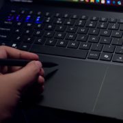 image of 5 Things you should know about Predator Triton 14 Ai - HelloExpress - 4