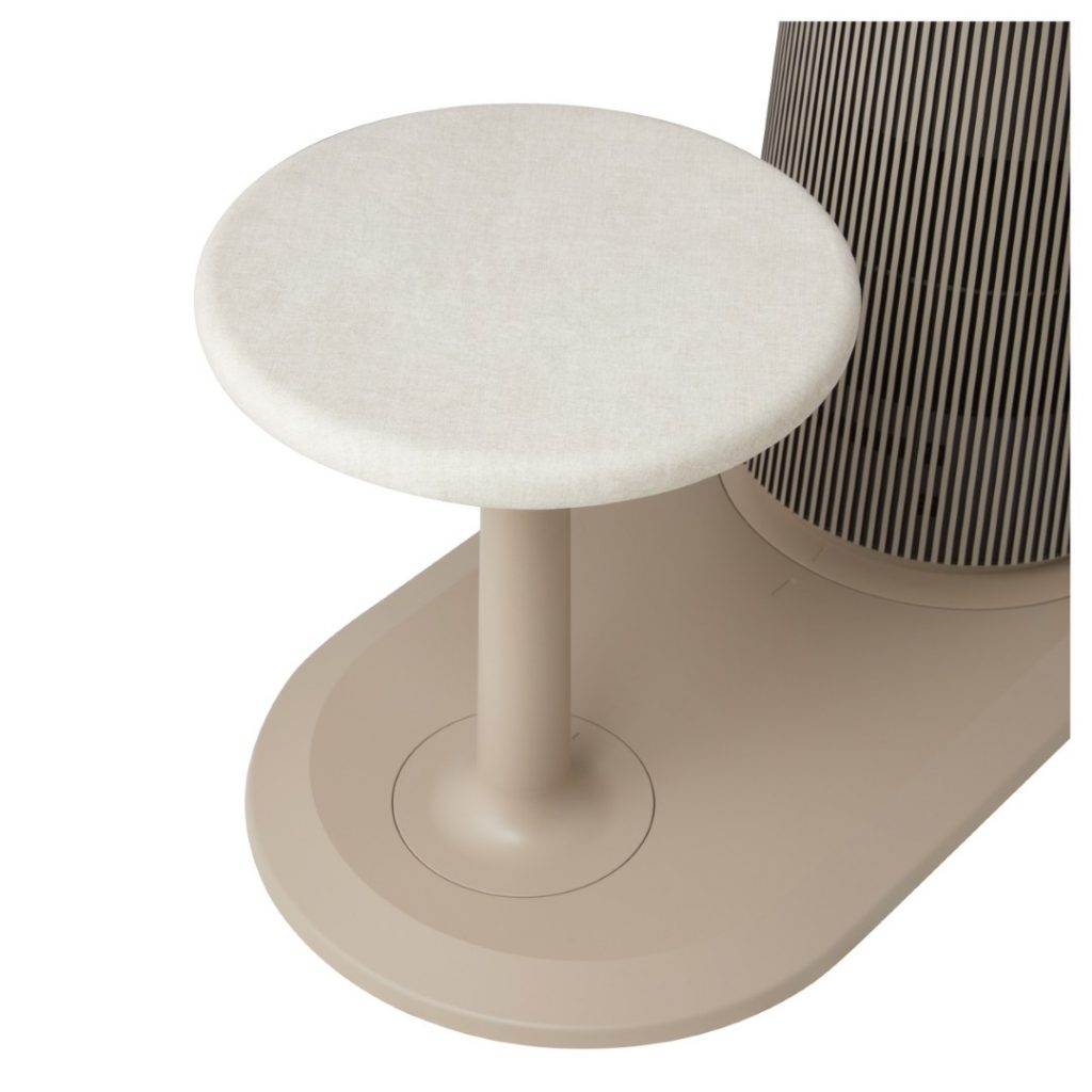 image of LG Electronics Malaysia Debuts LG PuriCare™ AeroCatTower: A Feline-Specific Air Purification Revolution - HelloExpress - 5