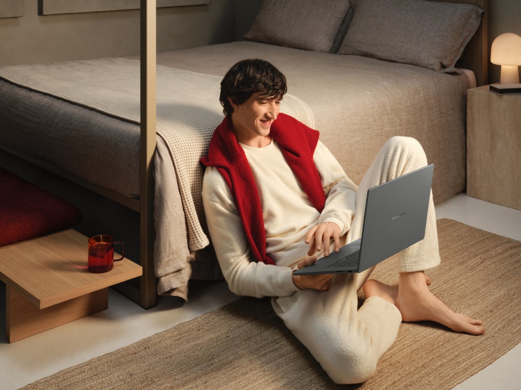 ASUS Reshapes the AI Era: "Always Incredible" Innovation Redefines Laptops and Workspace at CES 2026 8 image of ASUS Reshapes the AI Era: "Always Incredible" Innovation Redefines Laptops and Workspace at CES 2026 - HelloExpress - 8