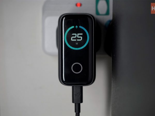 Anker Charger 140W display Review