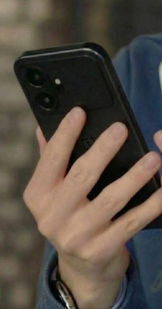 OnePlus 15T Camera Leak: Disappointing News for Mobile Photography Fans 7 image of OnePlus 15T Camera Leak: Disappointing News for Mobile Photography Fans - HelloExpress - 7