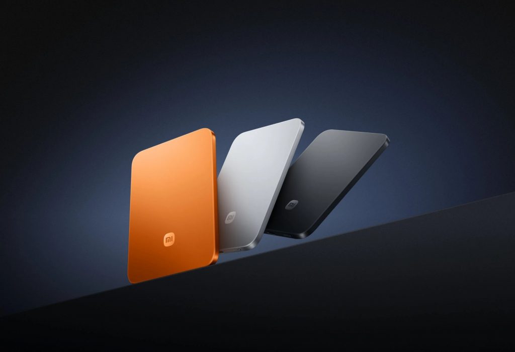 image of Xiaomi's New UltraThin Magnetic Power Bank Is Ridiculously Thin — And It's Coming to Malaysia - HelloExpress - 3