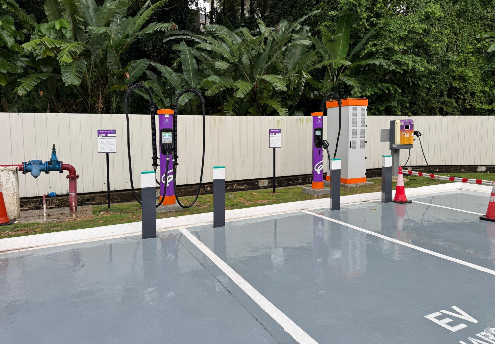Gentari Activates 200kW DC Fast Charger at Petronas Penchala Link 3 Gentari 200kW DC Charger