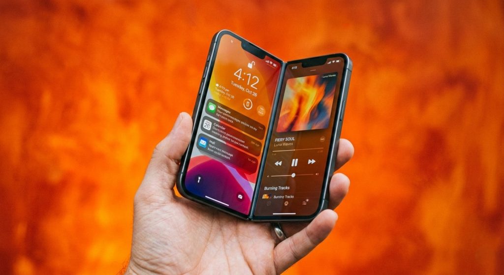 image of iPhone Fold Crease Size Revealed: Is Apple Finally Ready? - HelloExpress - 3