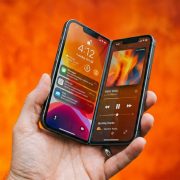 iPhone Fold Crease Size Revealed: Is Apple Finally Ready? 5 image of iPhone Fold Crease Size Revealed: Is Apple Finally Ready? - HelloExpress - 5