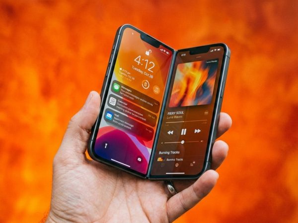 image of iPhone Fold Crease Size Revealed: Is Apple Finally Ready? - HelloExpress - 8