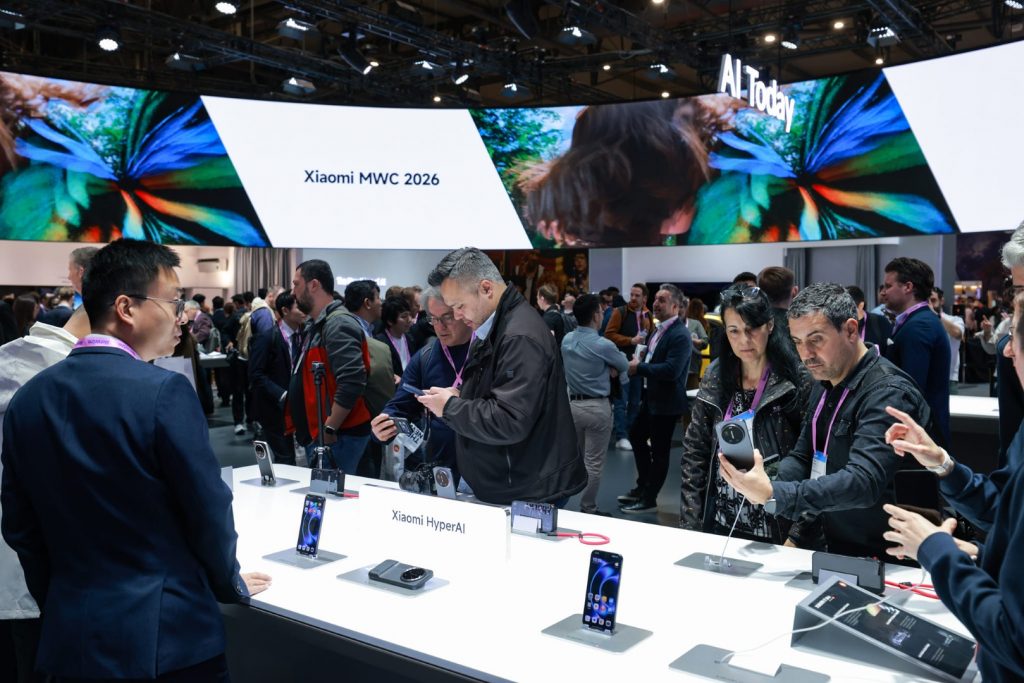 image of Xiaomi Brings 'Human × Car × Home' Ecosystem to MWC 2026: AI That Lives in Your Home - HelloExpress - 6