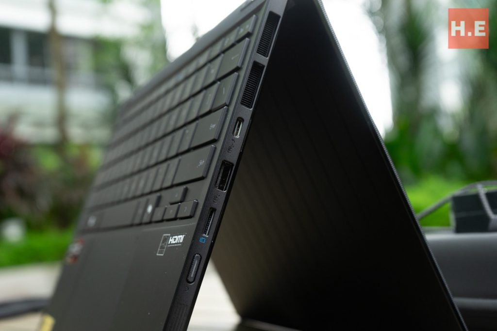 ASUS ProArt GoPro Edition Quick Review — much RAM, very Pro 10 ProArt GoPro Edition PX13 Review microSD card slot and other I/O ports