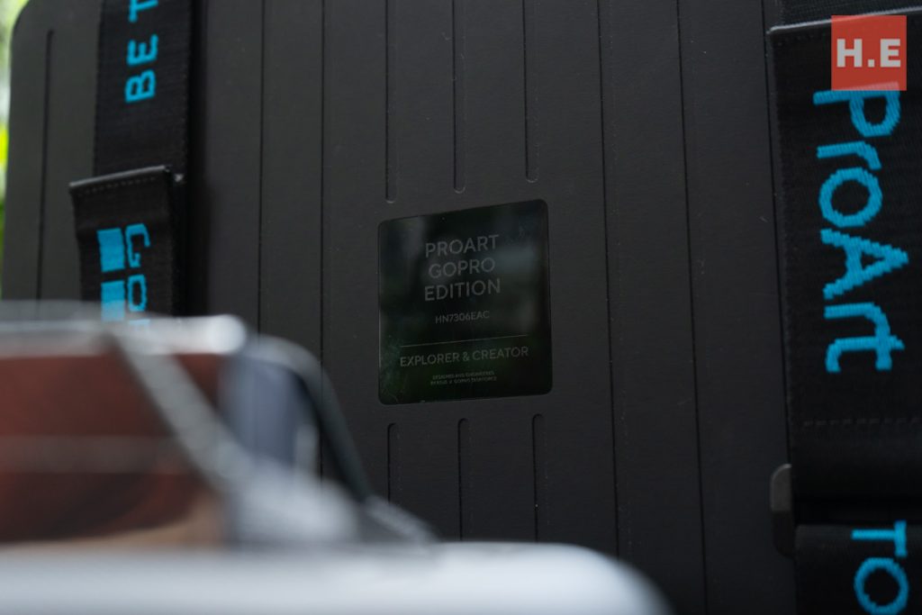 ASUS ProArt GoPro Edition Quick Review — much RAM, very Pro 7 ProArt GoPro Edition review packaging highlight