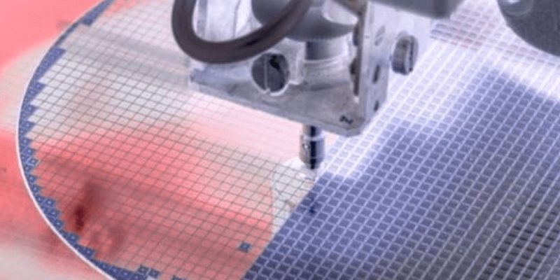 image of Samsung Foundry Wins AMD Chip Manufacturing Contract — HBM4 Deal Opens New Era - HelloExpress - 1