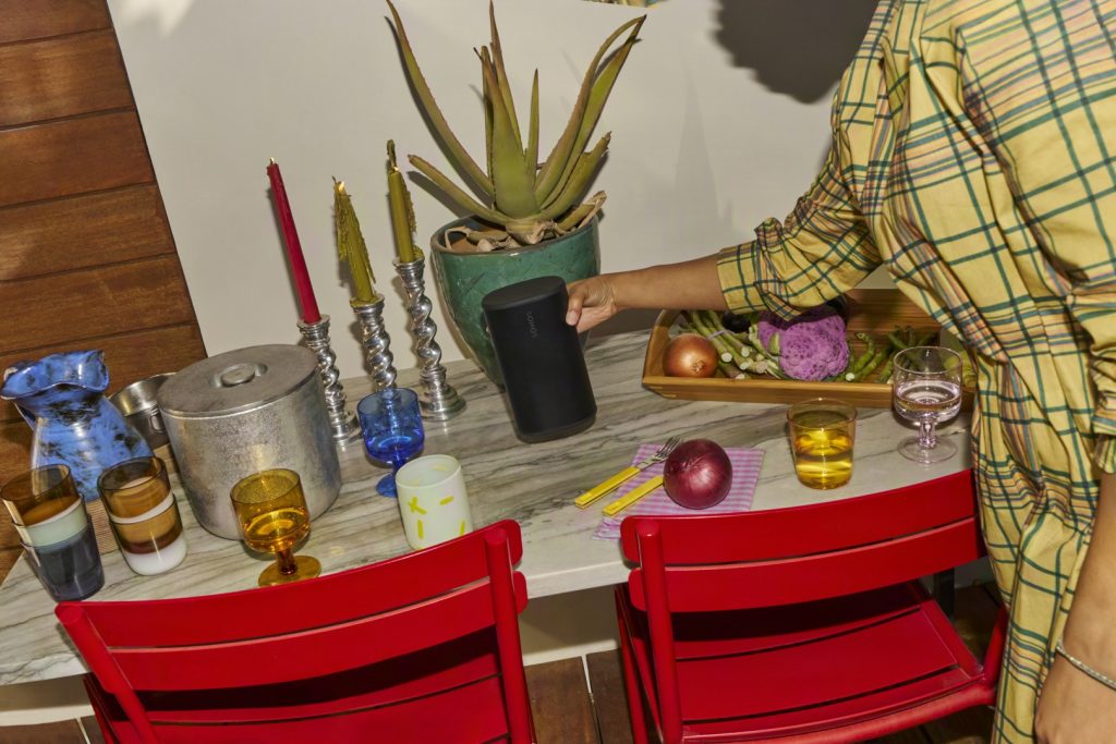 image of Sonos Returns to Roots with Play and Era 100 SL Speakers - HelloExpress - 5