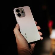 image of vivo V70 Launches in Malaysia Starting from RM1,999 with ZEISS Camera - HelloExpress - 9