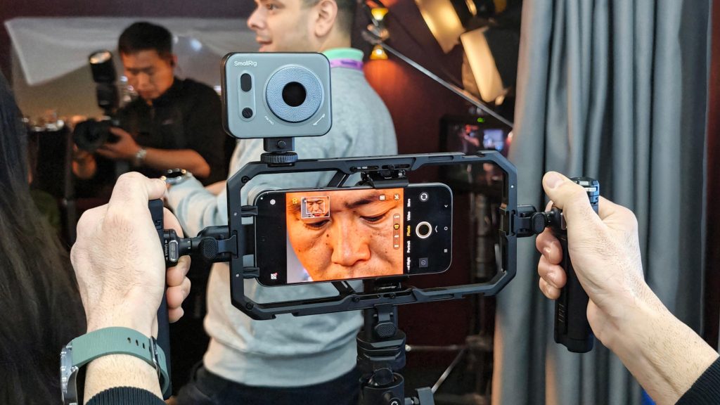 image of vivo X300 Ultra Makes Global Debut at MWC 2026 - HelloExpress - 5