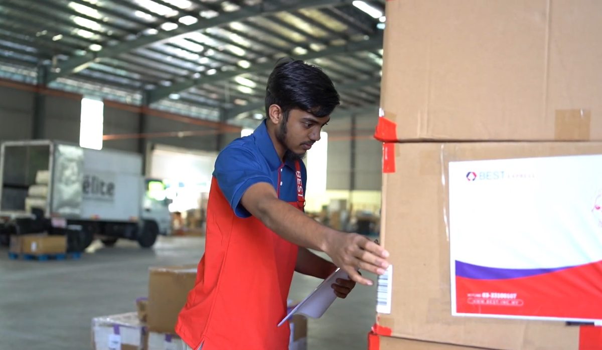 image of BEST Express Spotlights Johor Bahru Hub as Engine of Operational Excellence - HelloExpress - 1