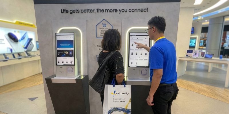 image of CelcomDigi Brings Endless Aisle Experience to 300+ Stores Nationwide — Partners with Samsung for Digital Lifestyle Retail - HelloExpress - 1